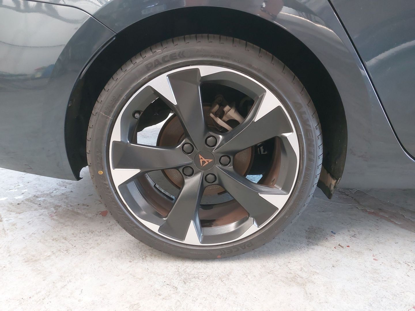 CUPRA Leon Sportstourer 1.5 eTSI DSG 110 kW (150 CV)