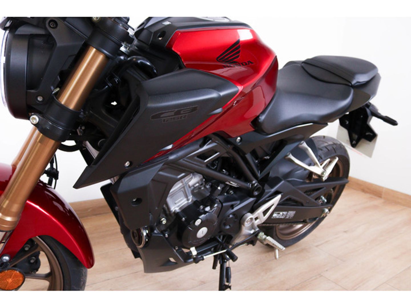 HONDA CB 125 R