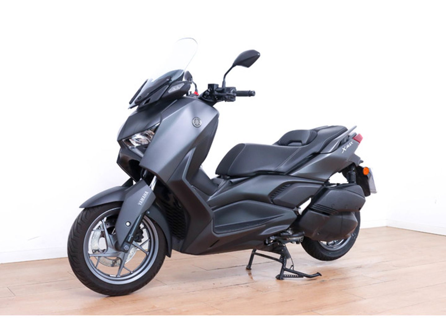 Yamaha XMAX 300