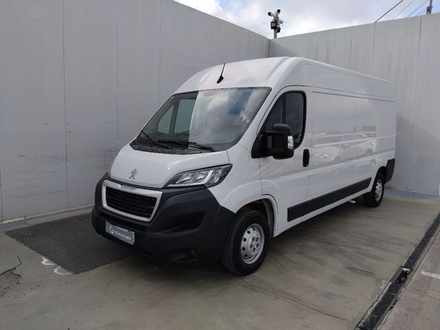Peugeot Boxer Furgon BlueHDi 140 S&S Pack 335 L3 H2 103 kW (140 CV)