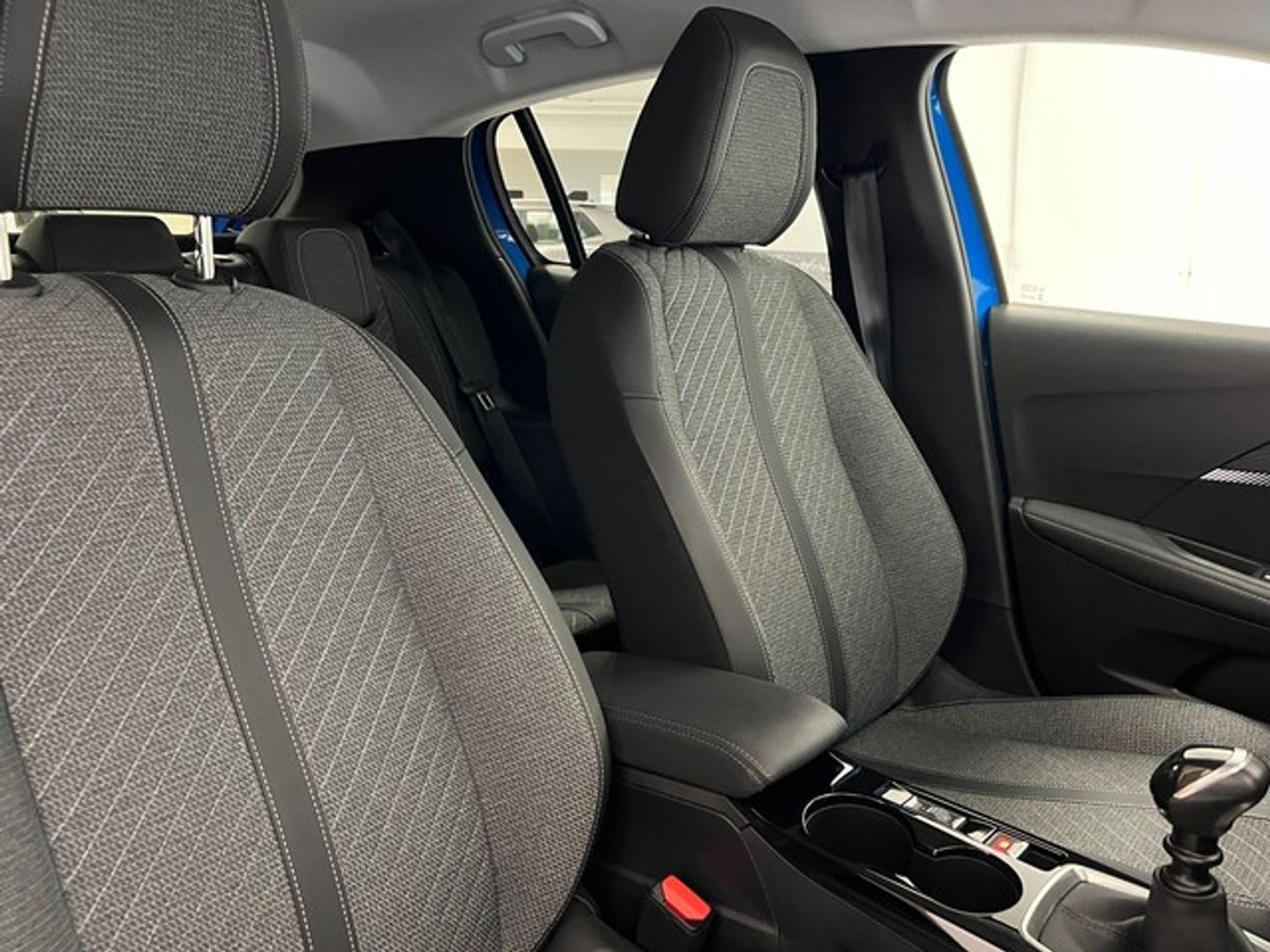 Peugeot 208 PureTech 100 Allure 75 kW (100 CV)
