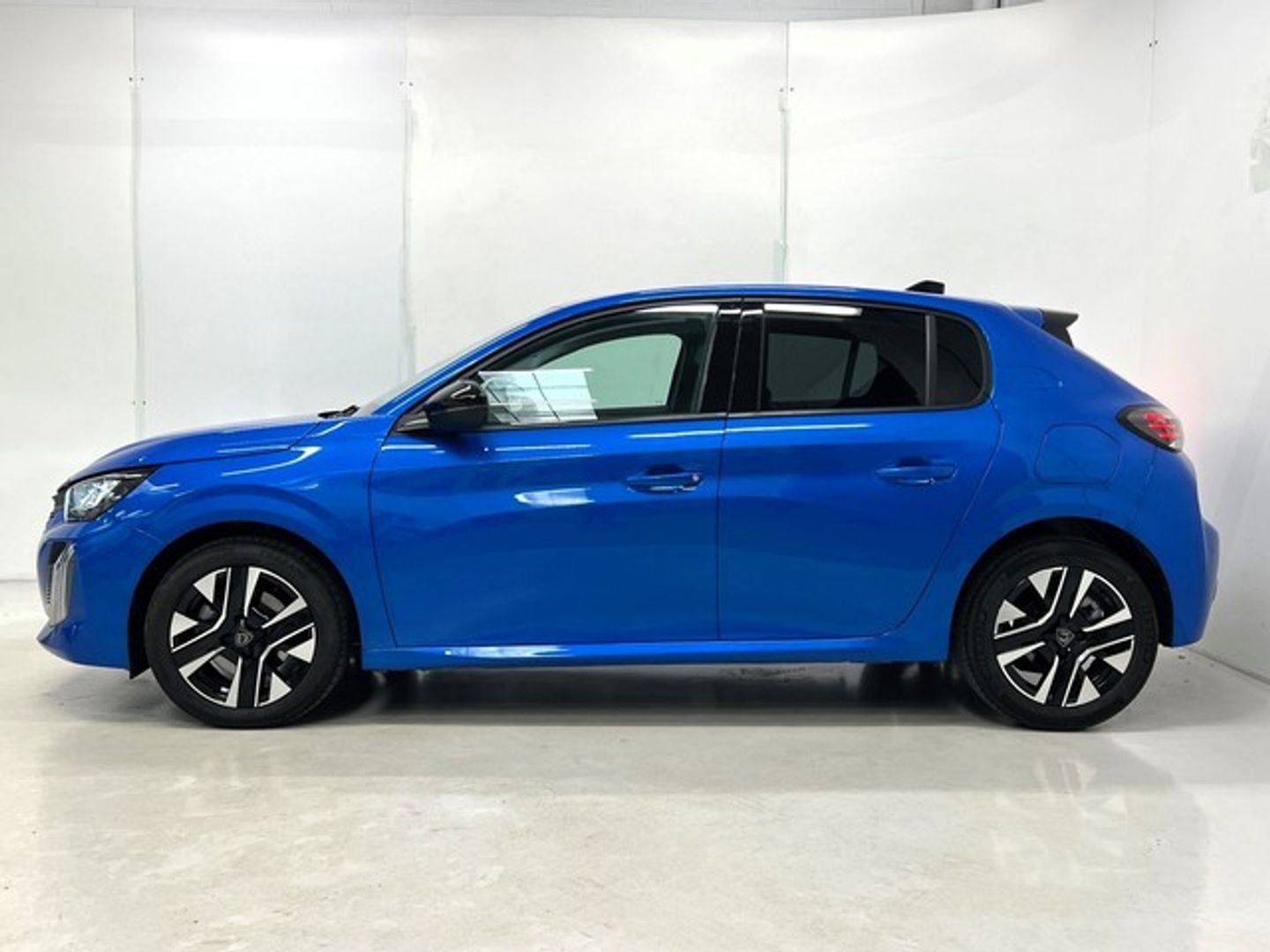 Peugeot 208 PureTech 100 Allure 75 kW (100 CV)