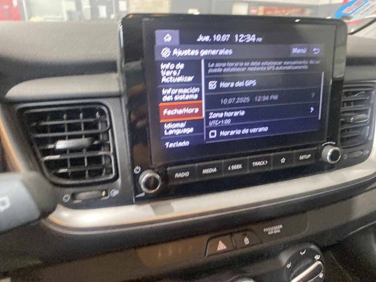 Kia Stonic 1.0 T-GDi MHEV iMT Concept 74 kW (100 CV)