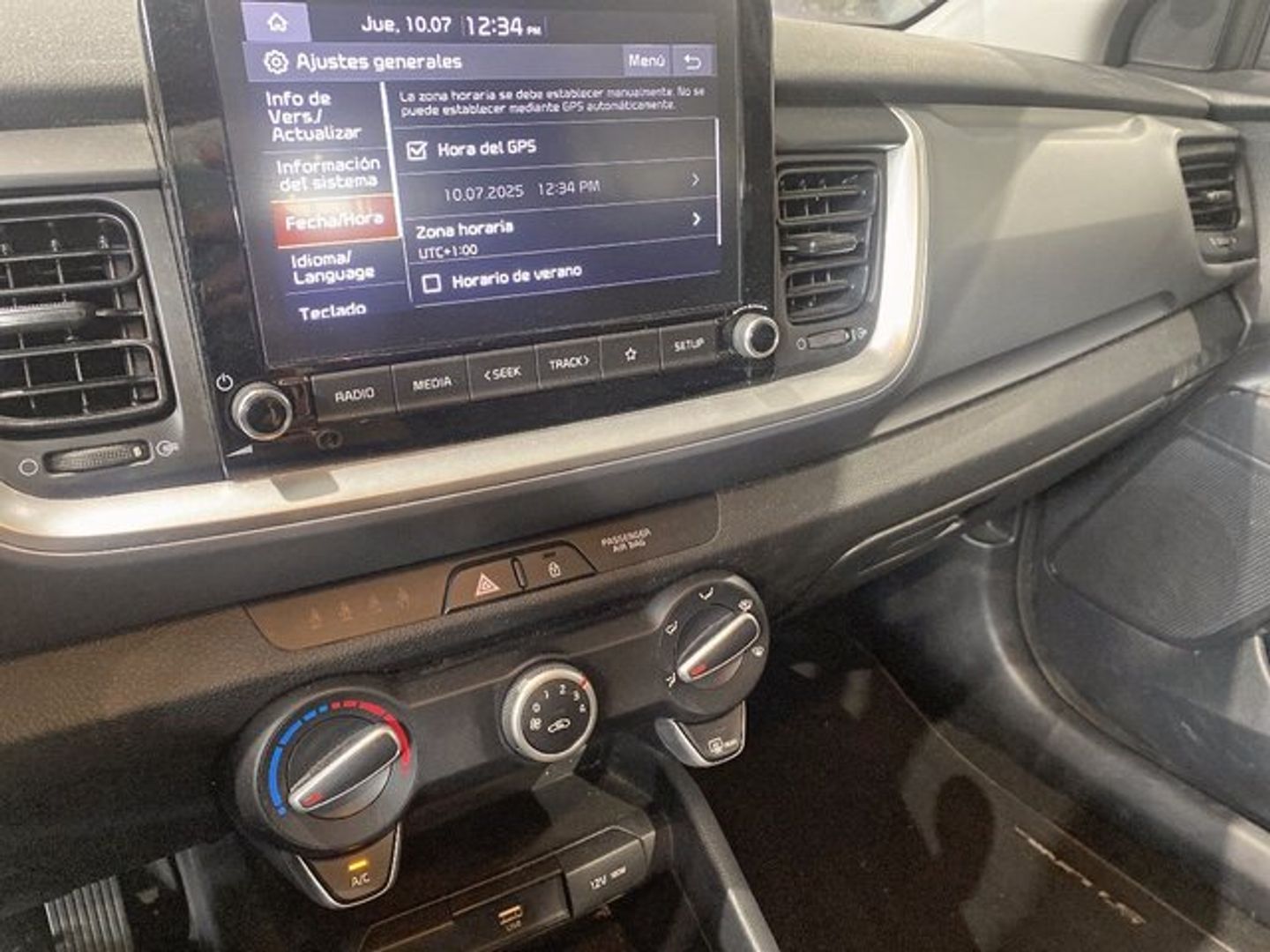 Kia Stonic 1.0 T-GDi MHEV iMT Concept 74 kW (100 CV)