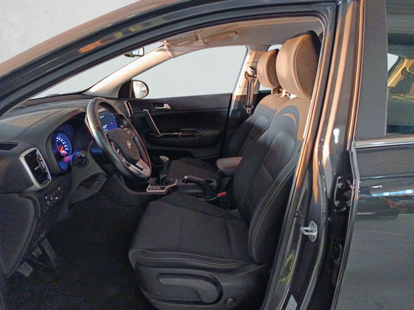 Kia Sportage 1.6 CRDi MHEV Drive Plus 4x2 100 kW (136 CV)