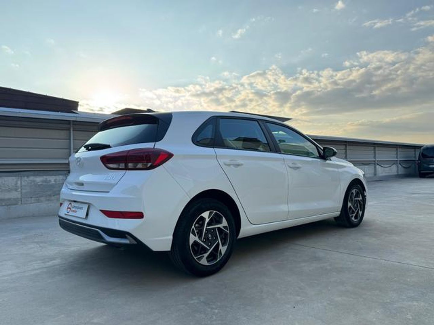 Hyundai i30 1.0 TGDI 48V Klass 74 kW (100 CV)