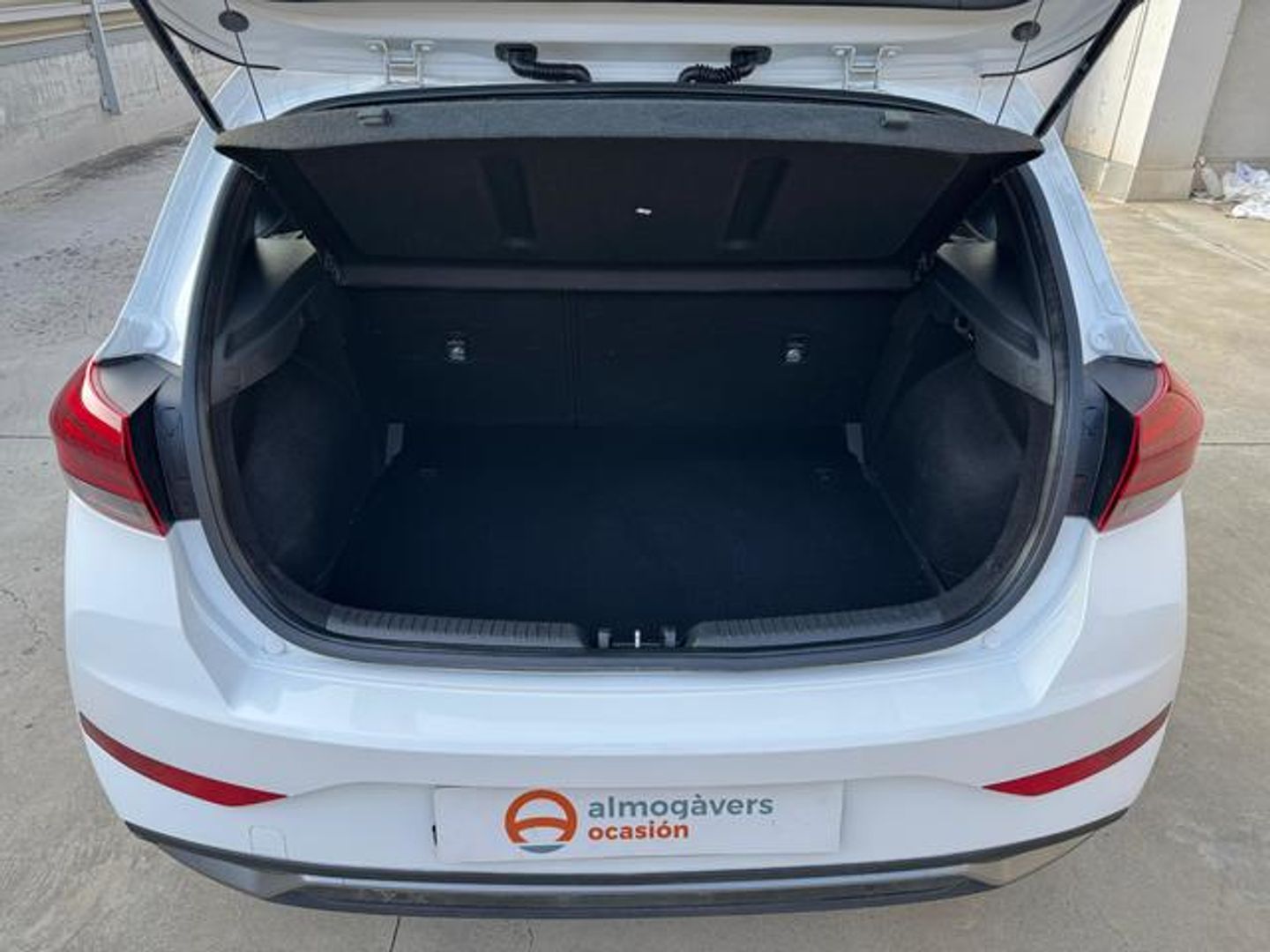 Hyundai i30 1.0 TGDI 48V Klass 74 kW (100 CV)
