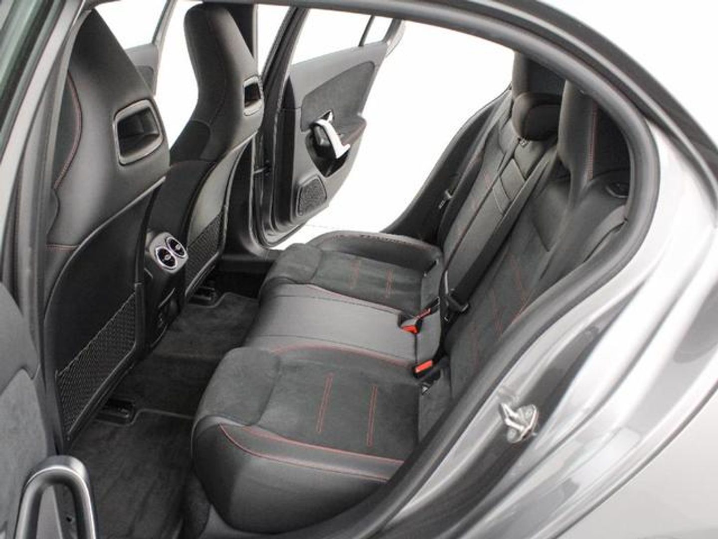 Mercedes-Benz Clase A 250 e 160 kW (218 CV)
