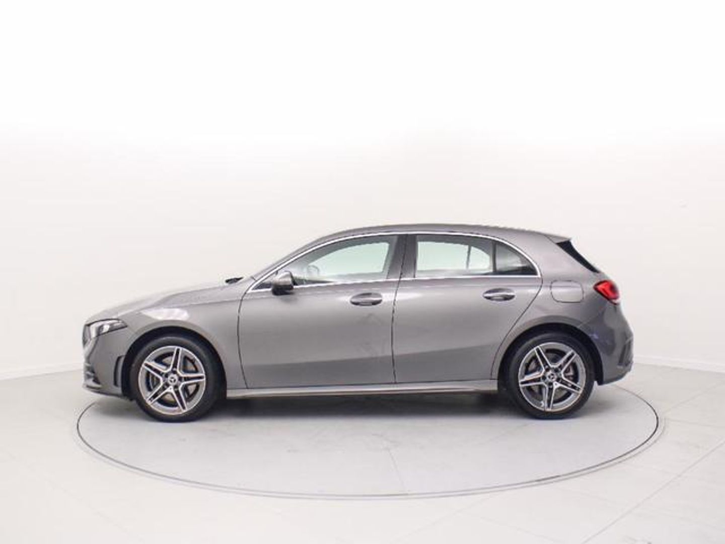 Mercedes-Benz Clase A 250 e 160 kW (218 CV)