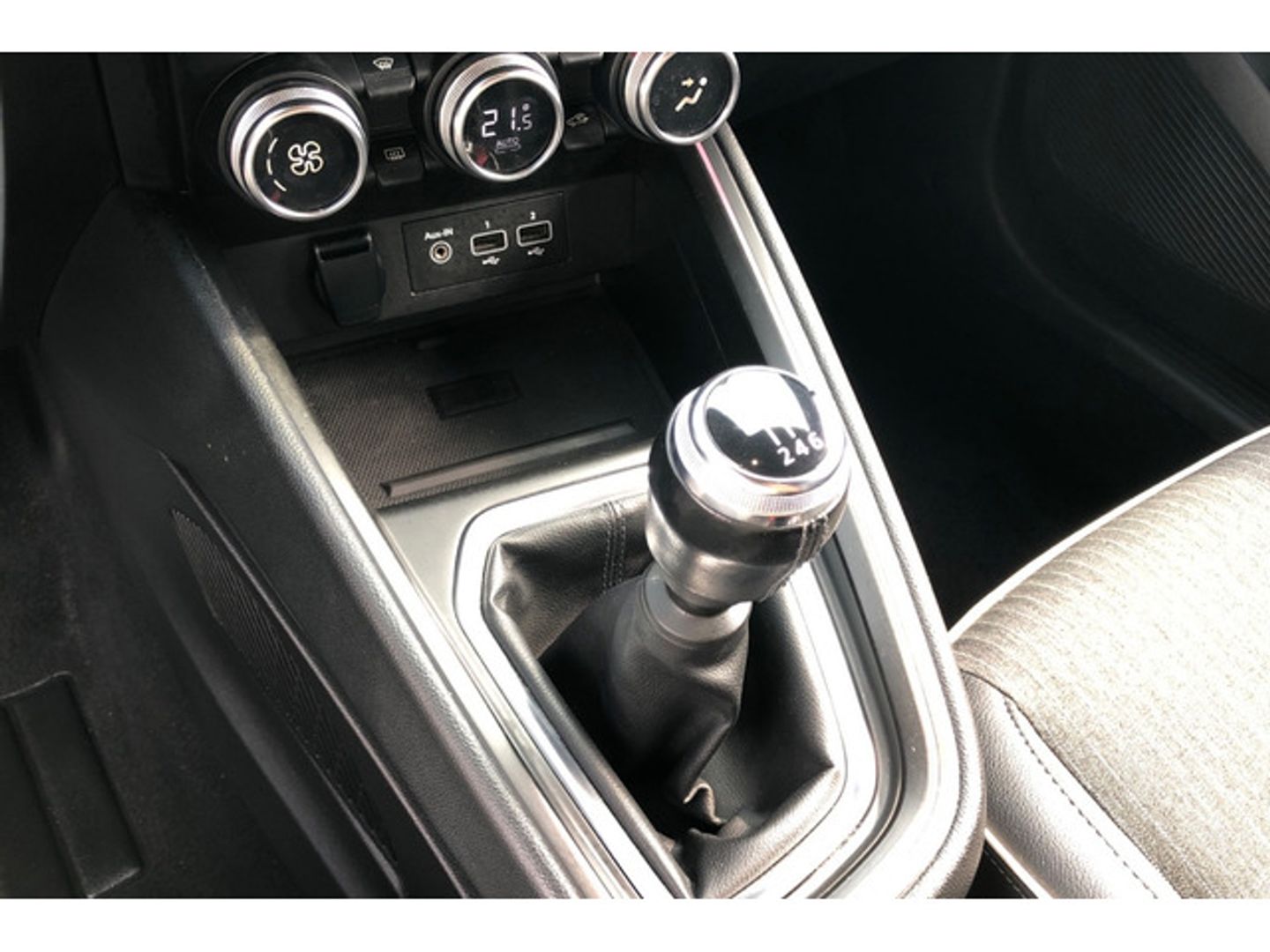 Renault Clio Zen TCe 66 kW (90 CV)