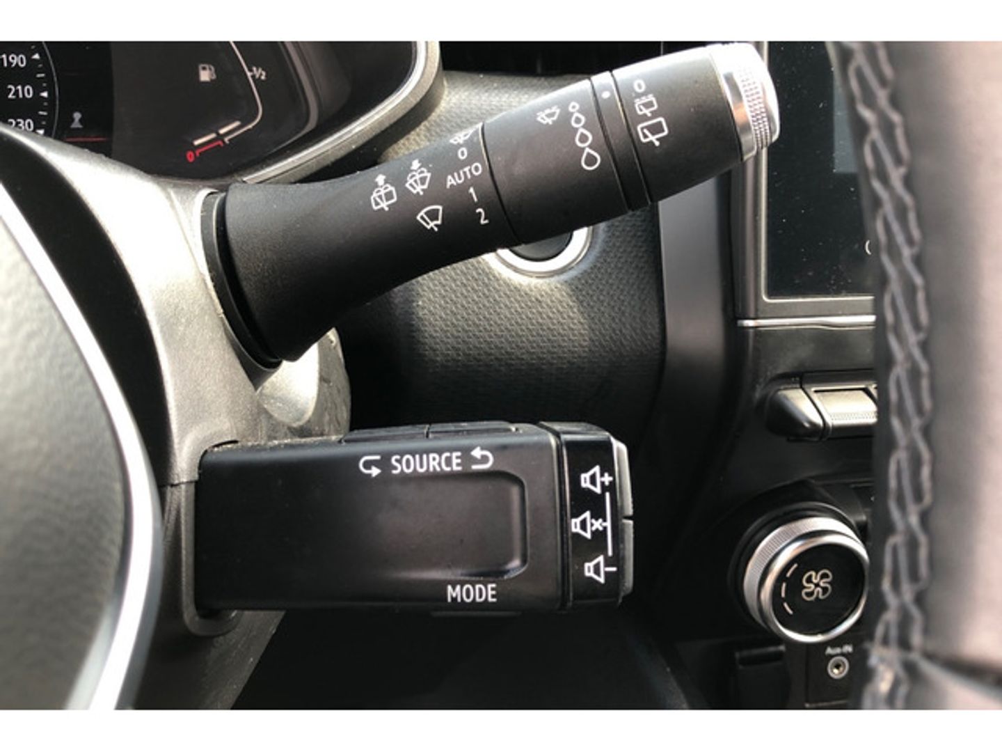 Renault Clio Zen TCe 66 kW (90 CV)