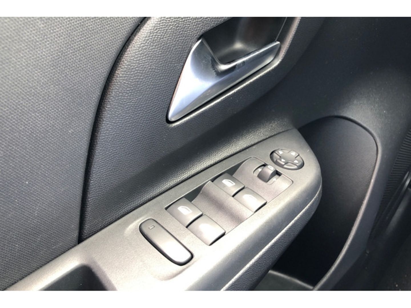 Opel Corsa 1.2 XEL Edition 55 kW (75 CV)