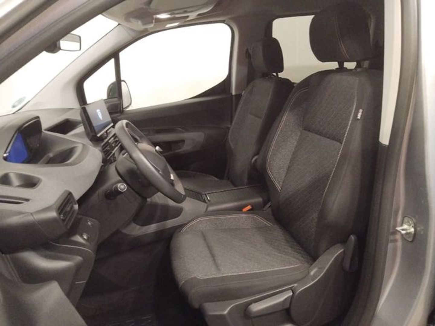 Peugeot Rifter BlueHDi 100 Allure Business Standard 73 kW (100 CV)