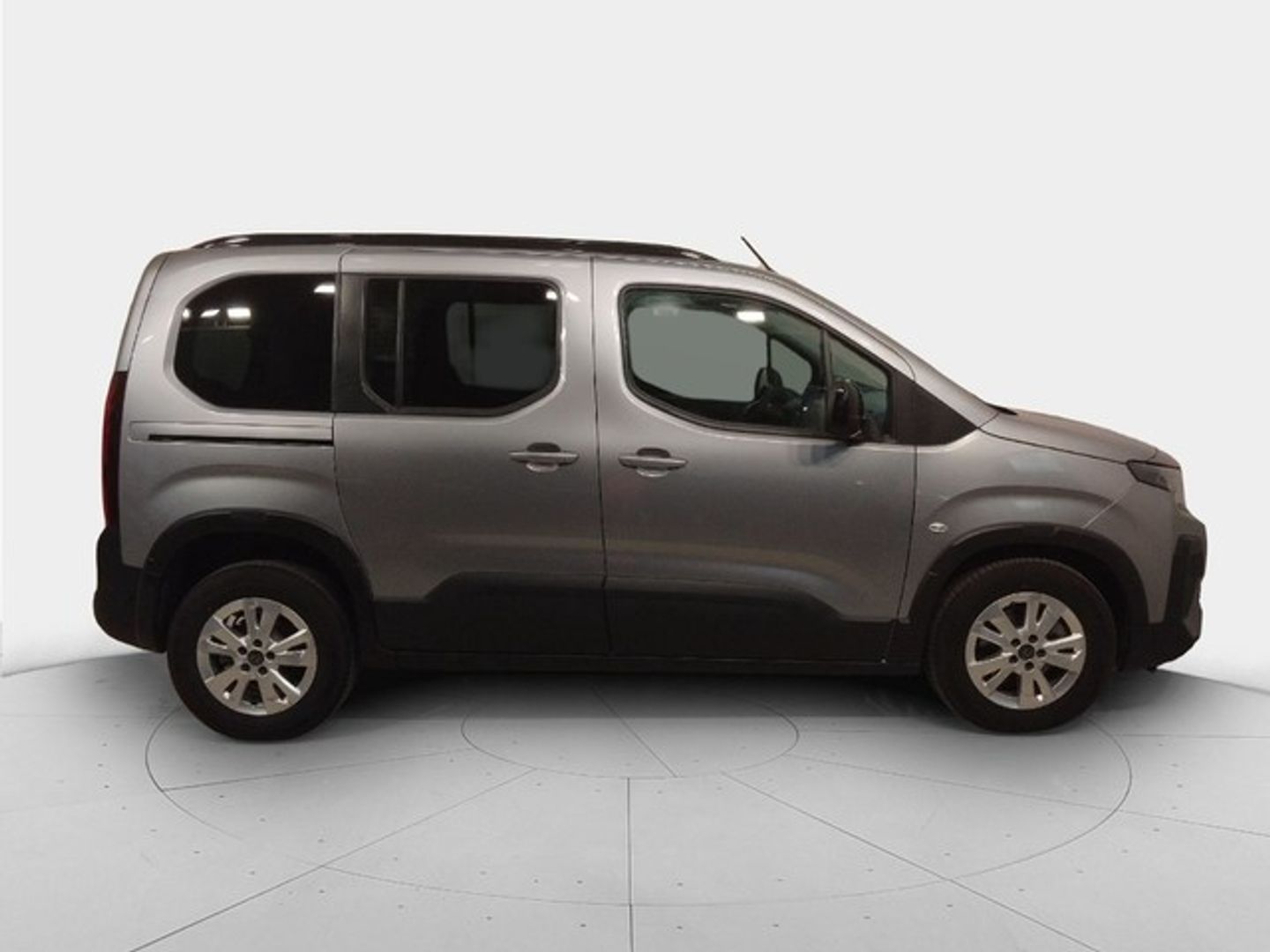 Peugeot Rifter BlueHDi 100 Allure Business Standard 73 kW (100 CV)