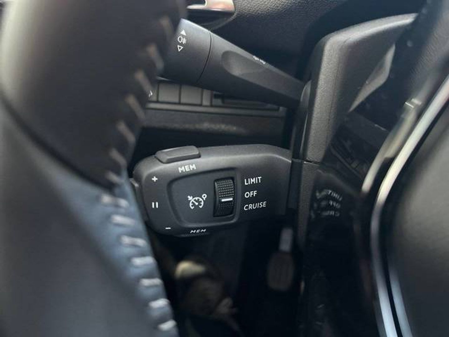 Peugeot 3008 PureTech 130 S&S Allure Pack 96 kW (130 CV)