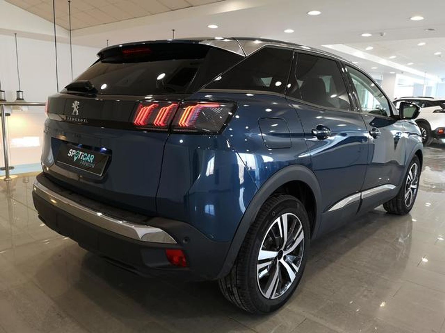 Peugeot 3008 PureTech 130 S&S Allure Pack 96 kW (130 CV)