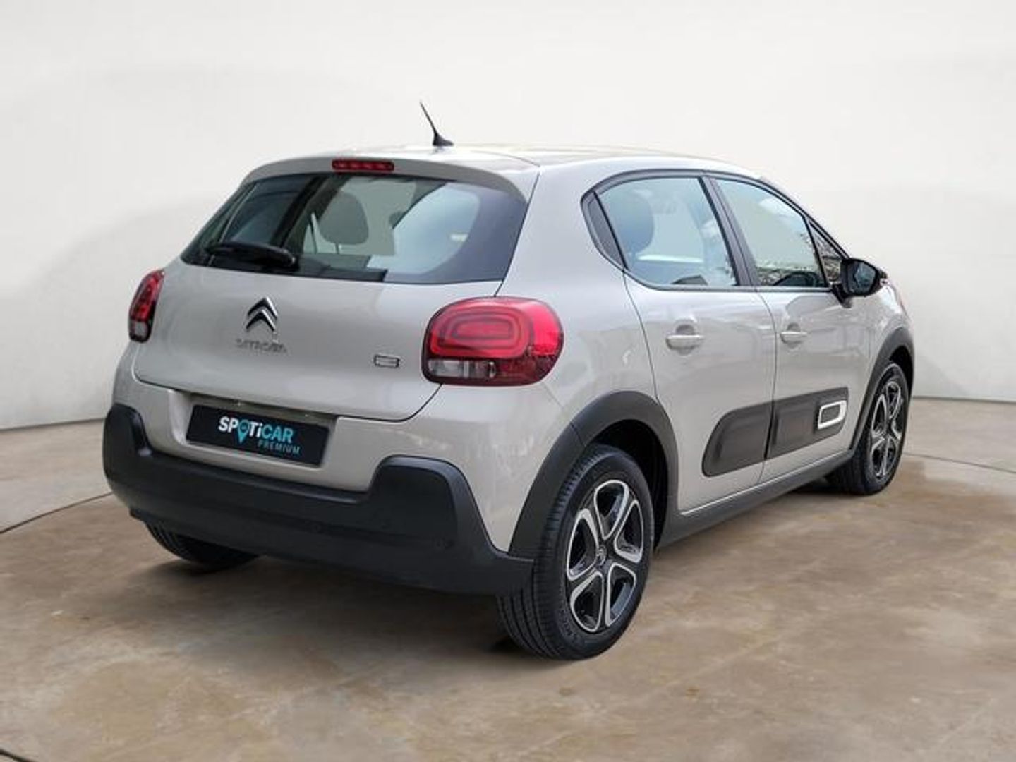Citroen C3 BlueHDi 100 S&S Plus 75 kW (102 CV)