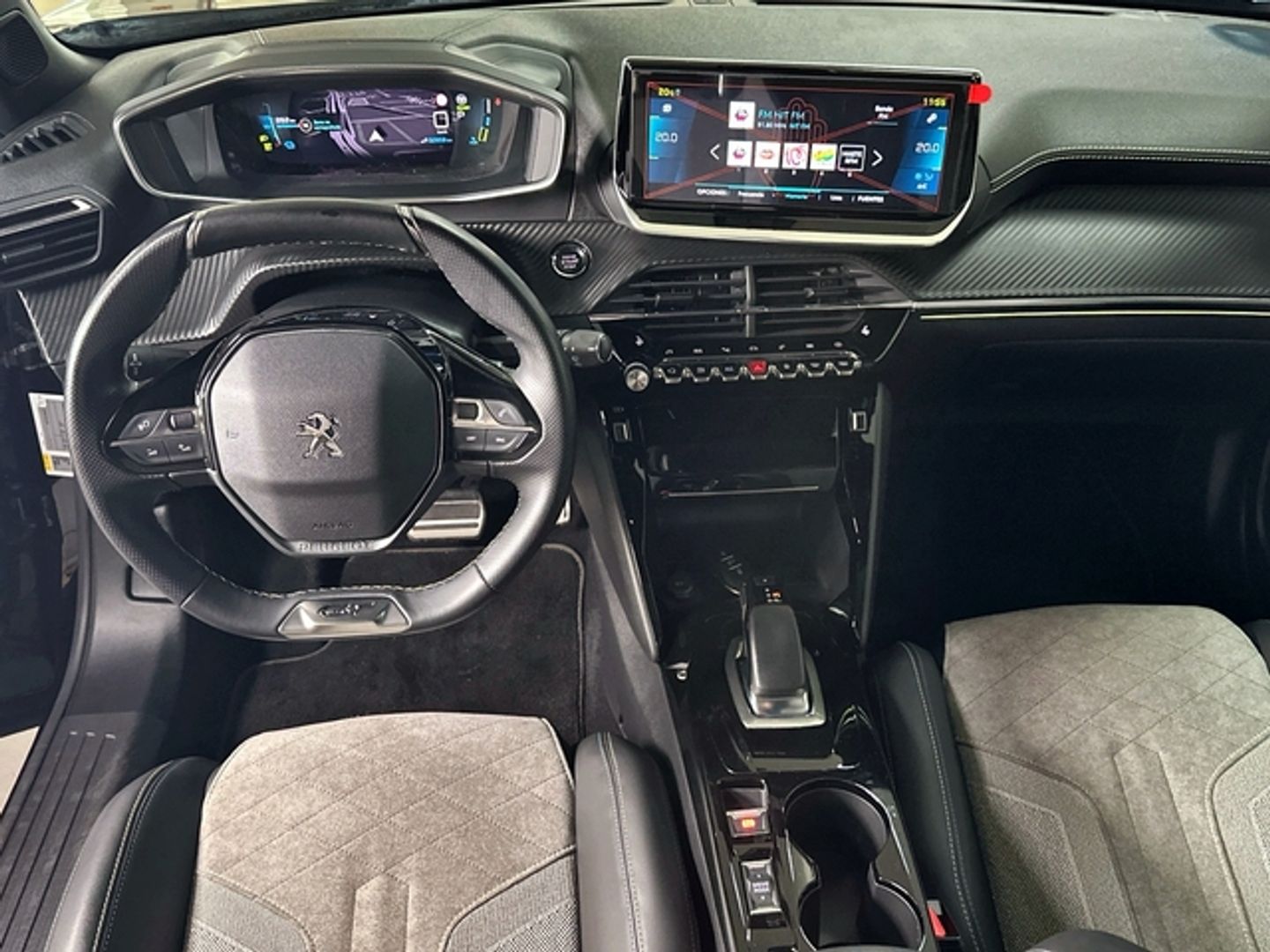 Peugeot e-2008 Eléctrico GT 100 kW (136 CV)