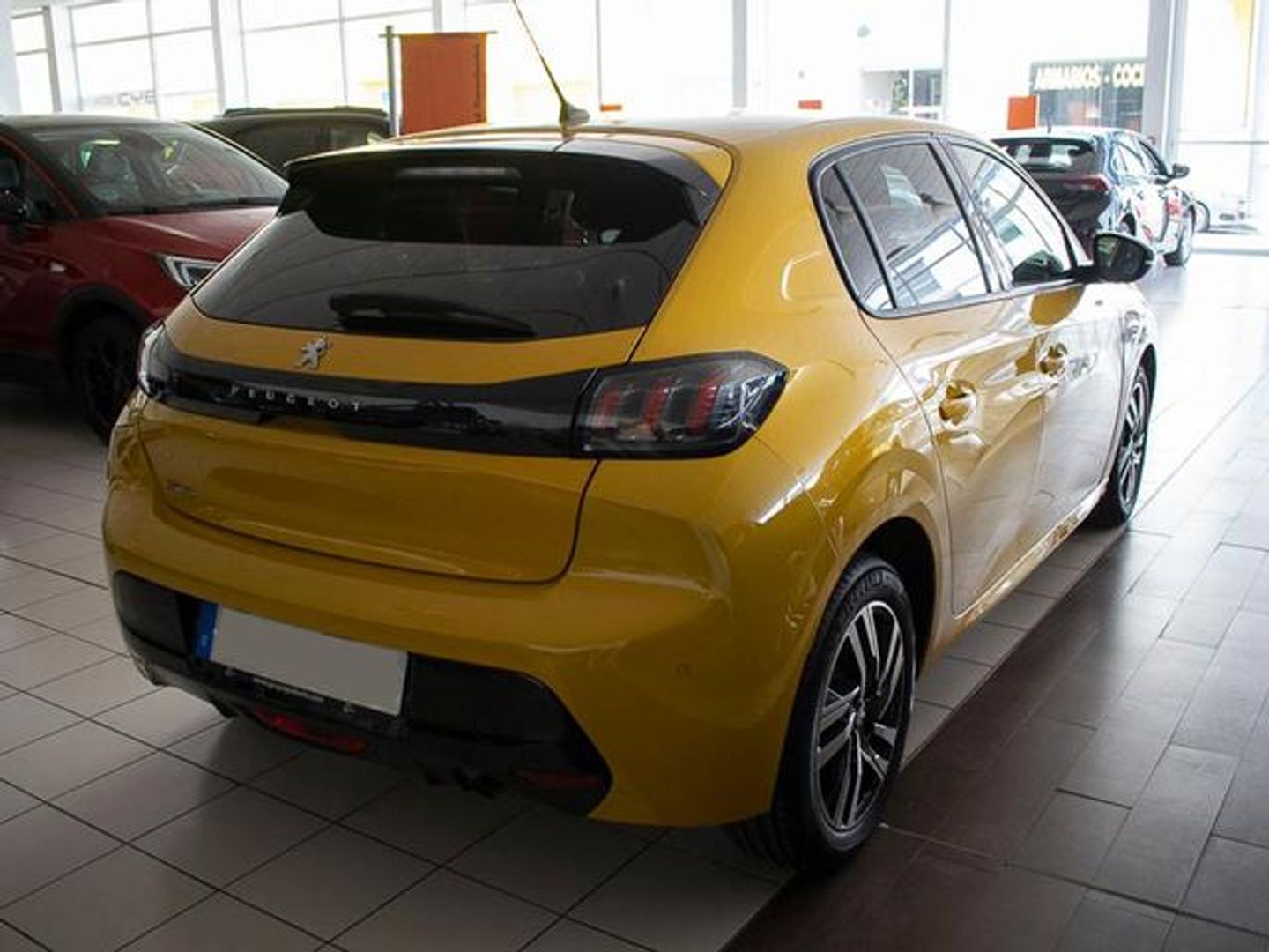 Peugeot 208 PureTech 100 Allure 75 kW (100 CV)