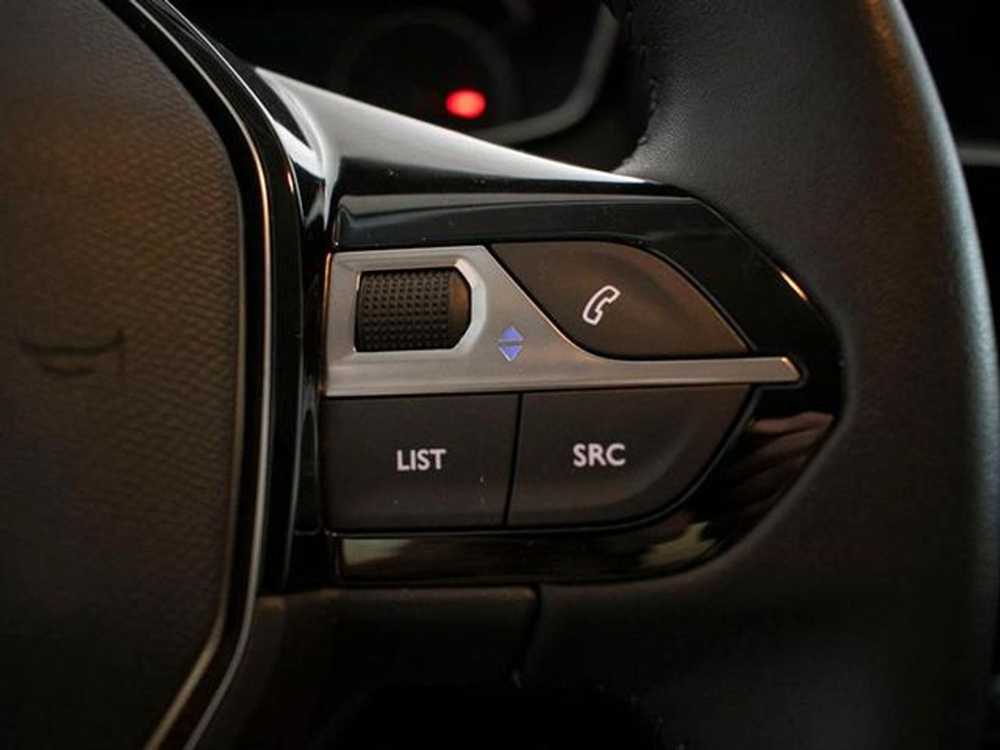 Peugeot 208 PureTech 100 Allure 75 kW (100 CV)