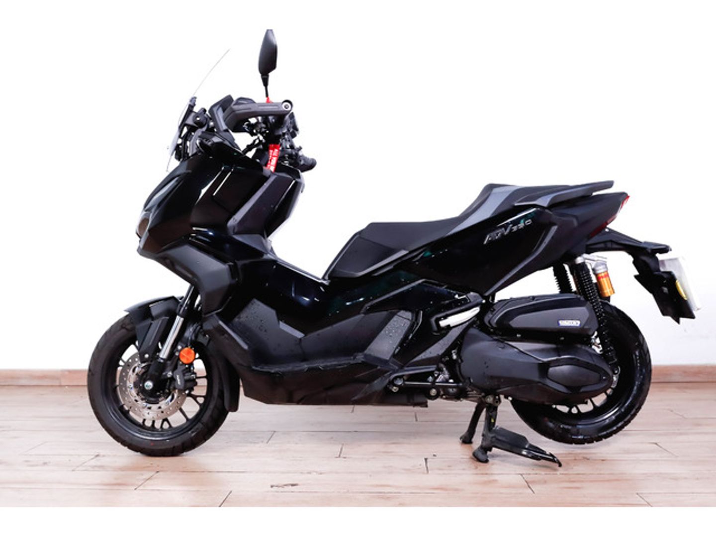 Honda ADV 350