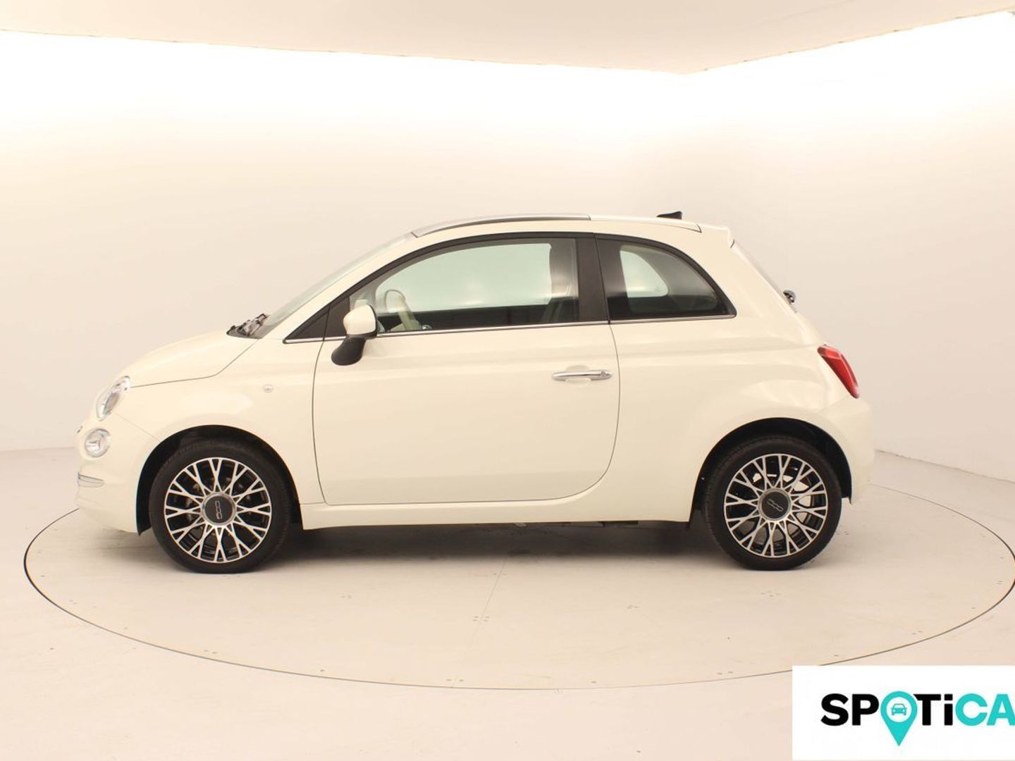 Fiat 500 1.0 Hybrid Dolcevita 51 kW (70 CV)
