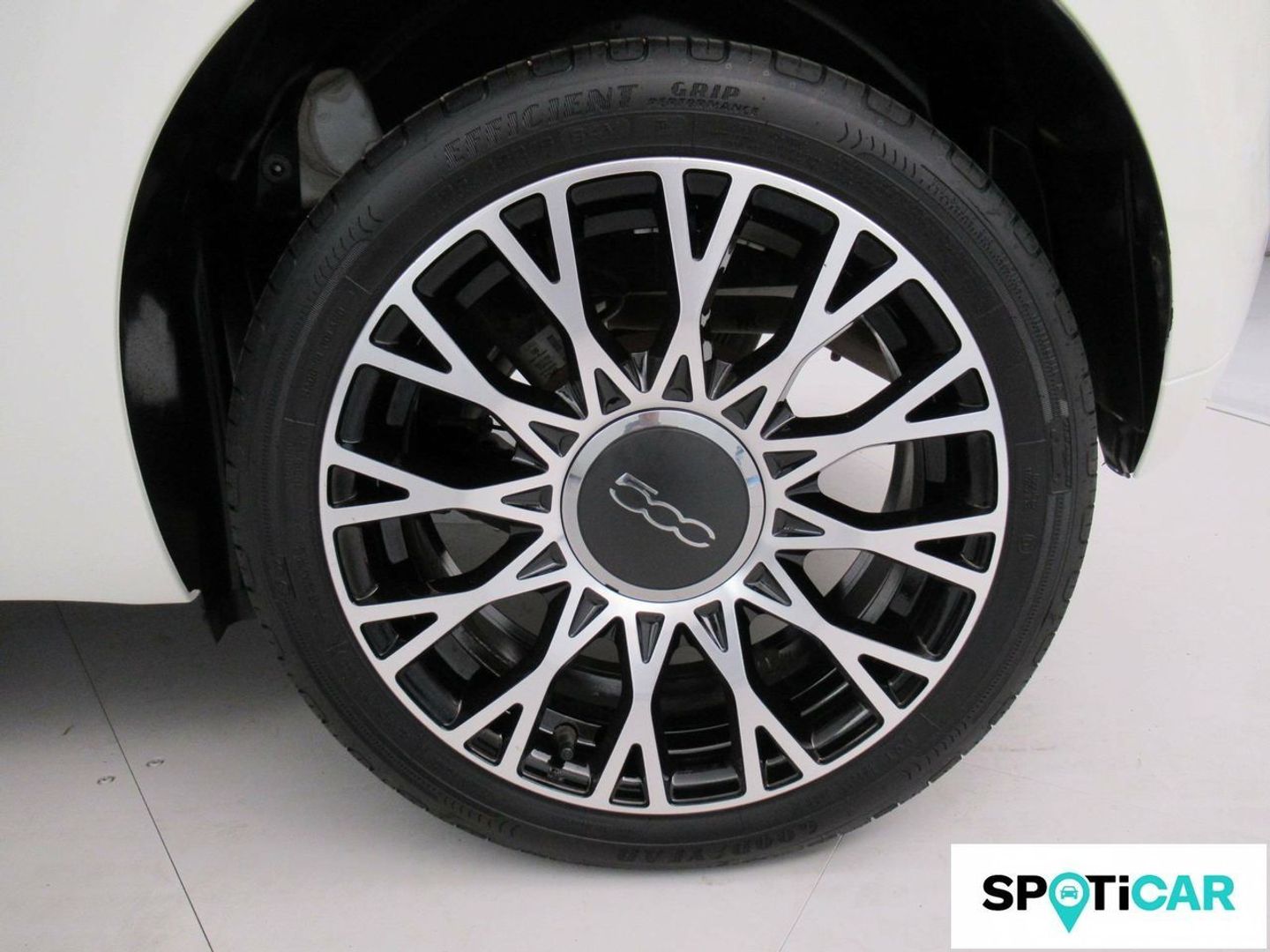 Fiat 500 1.0 Hybrid Dolcevita 51 kW (70 CV)