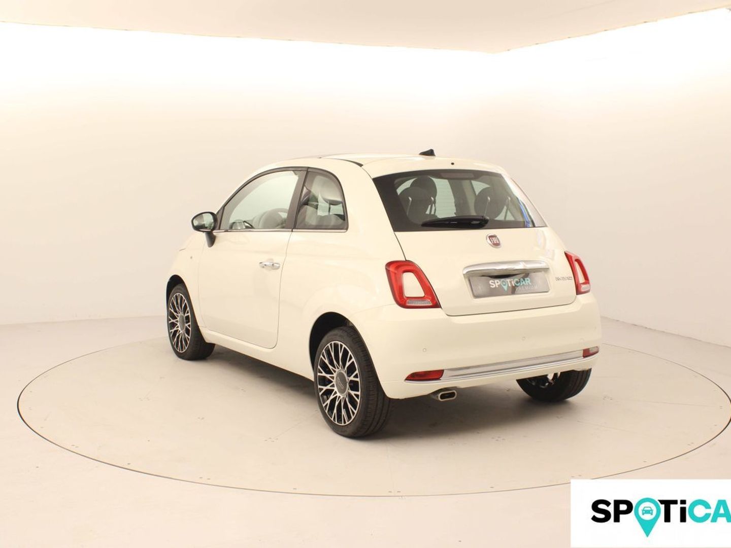 Fiat 500 1.0 Hybrid Dolcevita 51 kW (70 CV)