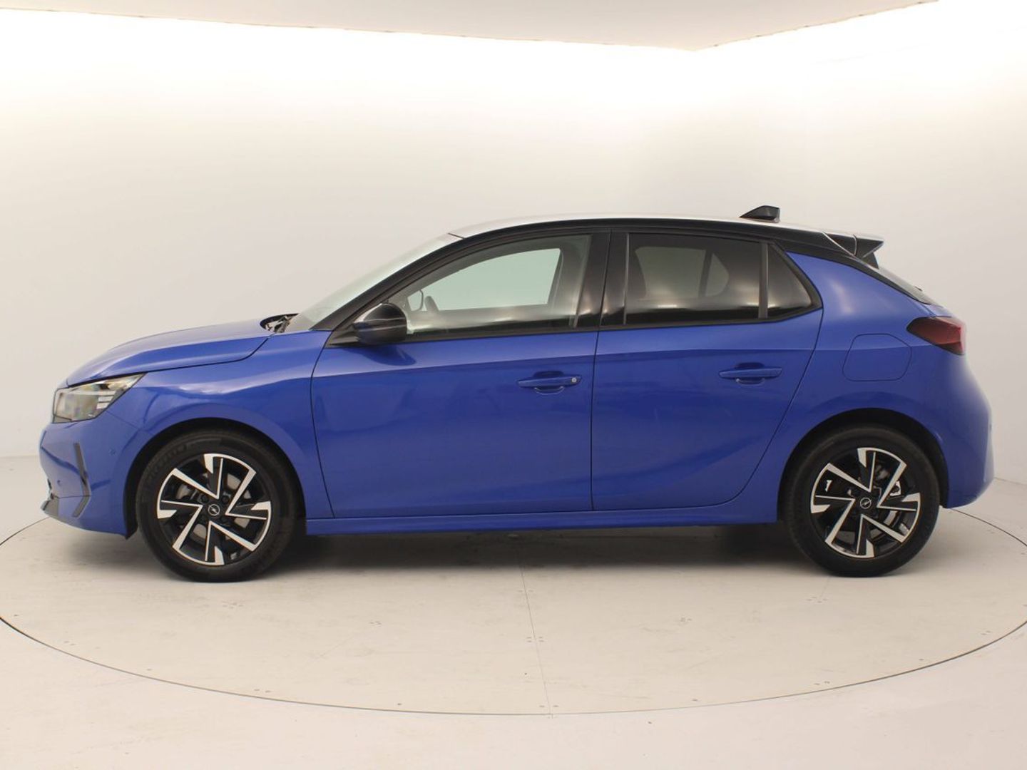 Opel Corsa 1.2T XHT GS 74 kW (100 CV)