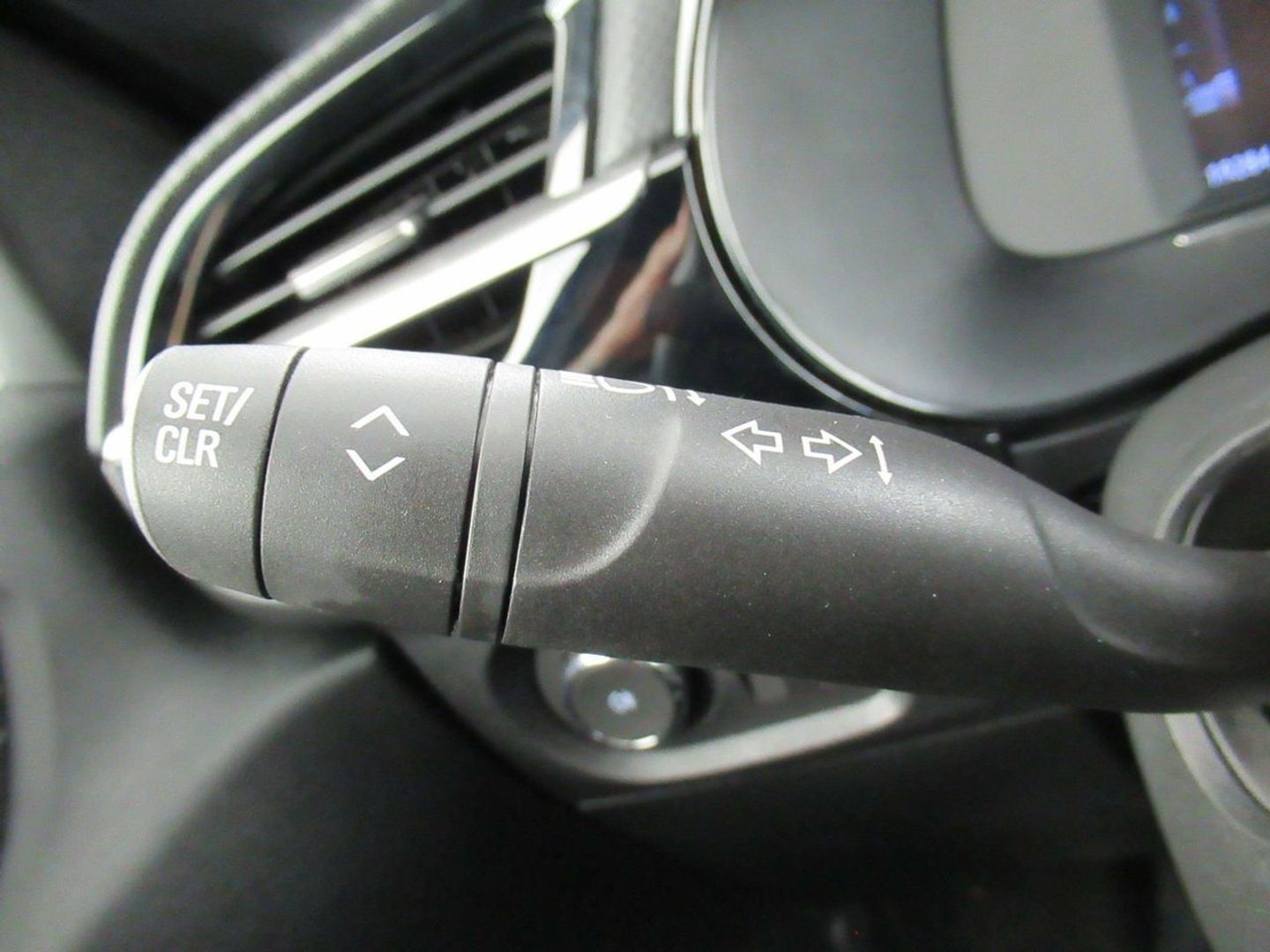 Opel Corsa 1.2T XHT GS 74 kW (100 CV)