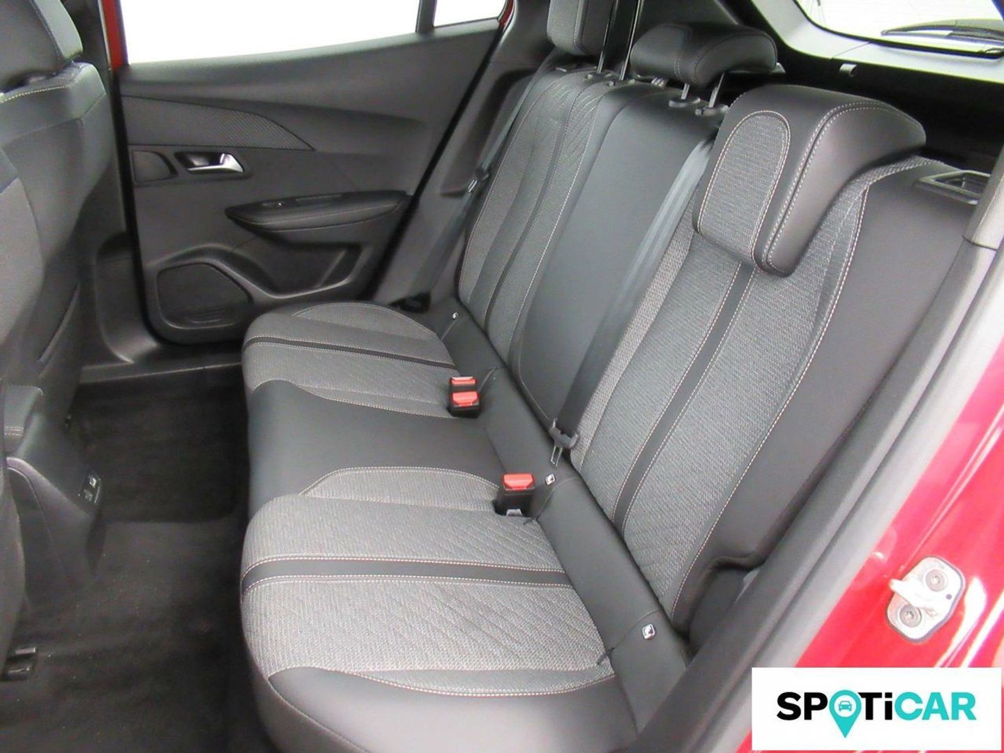 Peugeot 2008 PureTech 100 S&S Allure 75 kW (100 CV)