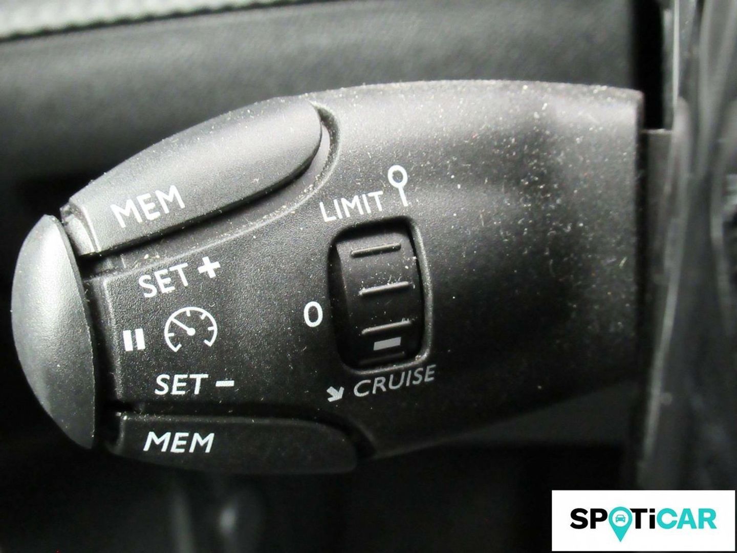 Peugeot 2008 PureTech 100 S&S Allure 75 kW (100 CV)