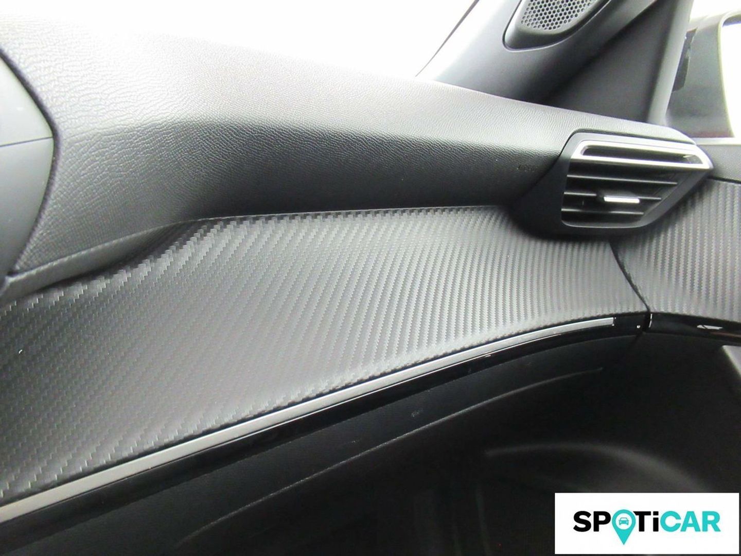Peugeot 2008 PureTech 100 S&S Allure 75 kW (100 CV)