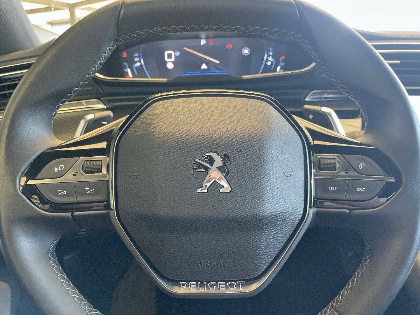 Peugeot 508 BlueHDI 130 S&S Allure Pack EAT8 96 kW (130 CV)