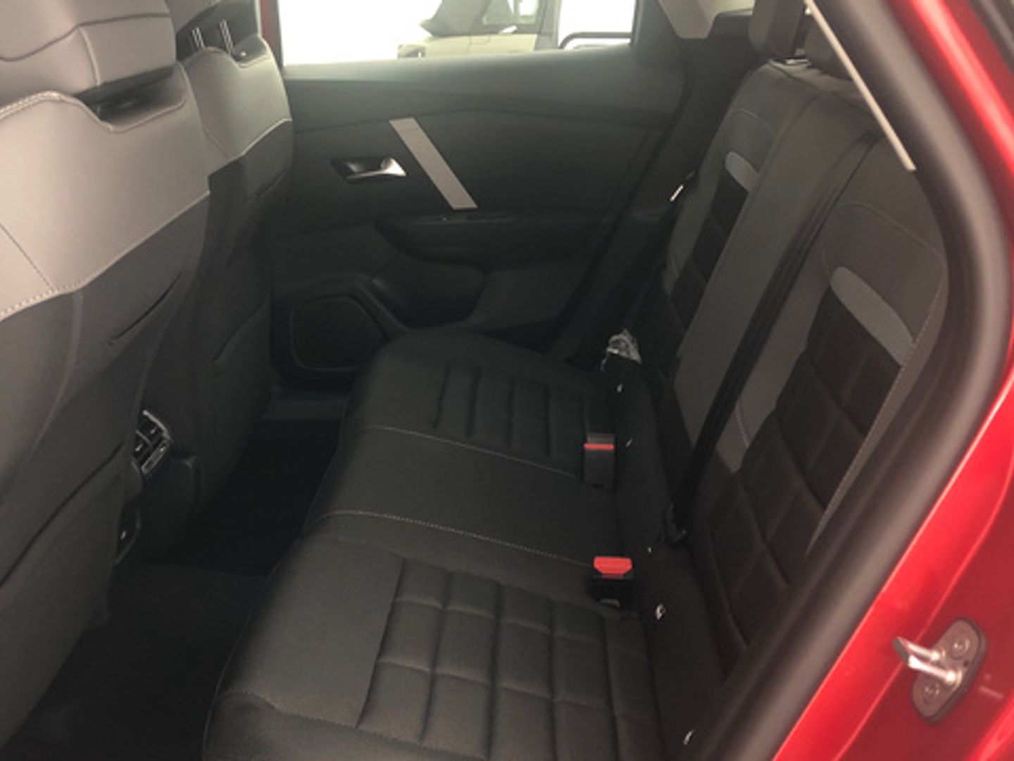Citroen C4 Hybrid 136 Plus e-DCS6 100 kW (136 CV)