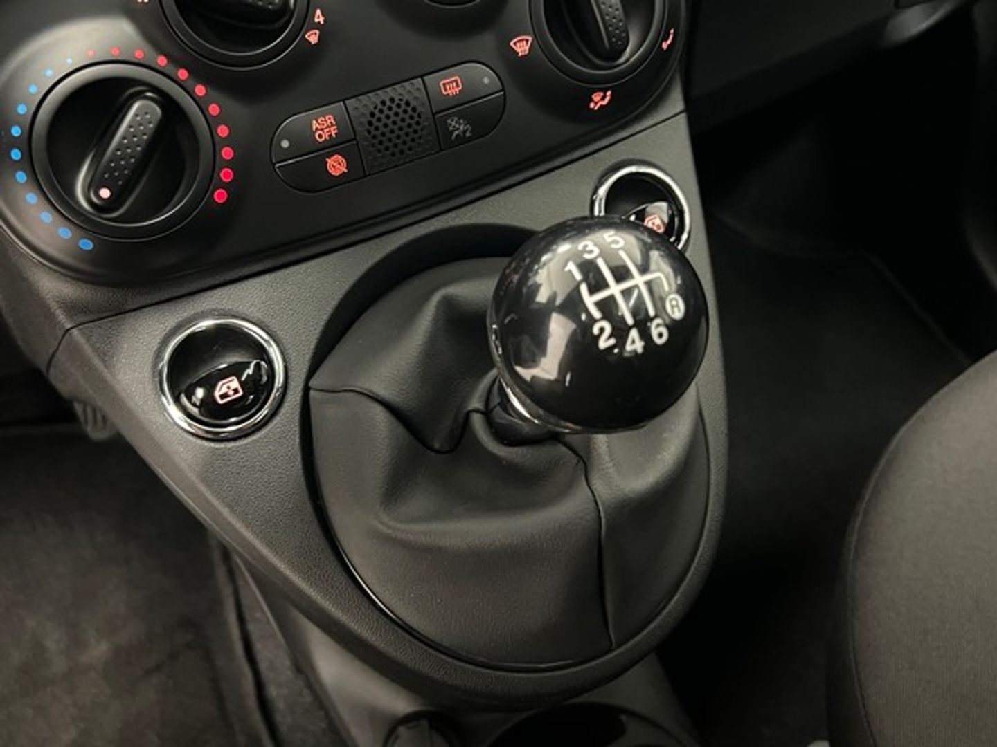 Fiat 500 1.0 Hybrid Dolcevita 51 kW (70 CV)