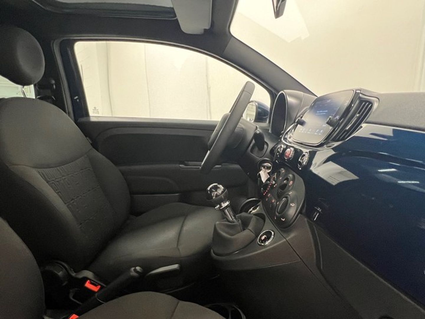 Fiat 500 1.0 Hybrid Dolcevita 51 kW (70 CV)