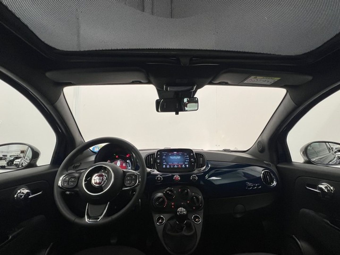 Fiat 500 1.0 Hybrid Dolcevita 51 kW (70 CV)