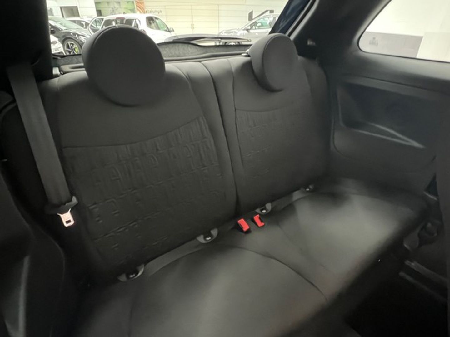 Fiat 500 1.0 Hybrid Dolcevita 51 kW (70 CV)