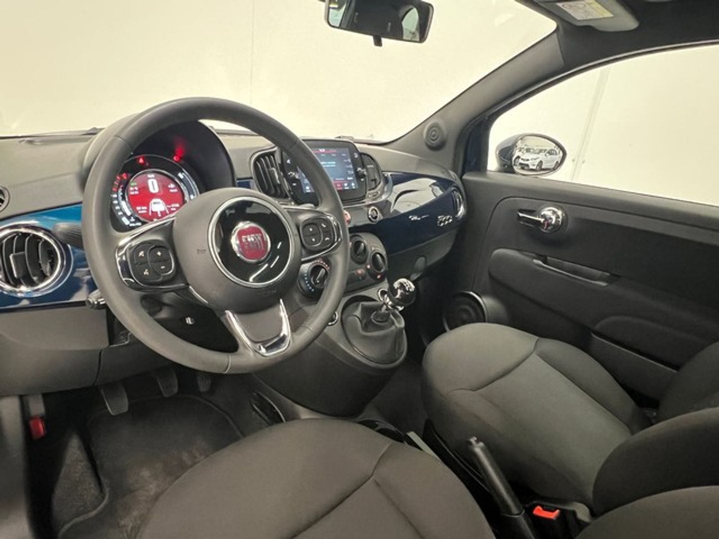 Fiat 500 1.0 Hybrid Dolcevita 51 kW (70 CV)