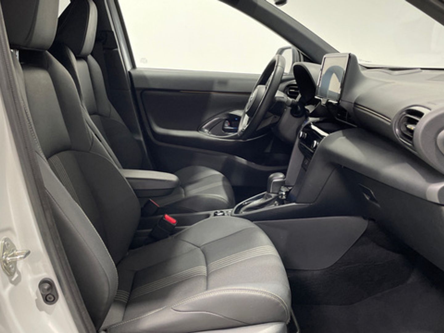 Toyota Yaris Cross 120H Adventure 85 kW (116 CV)