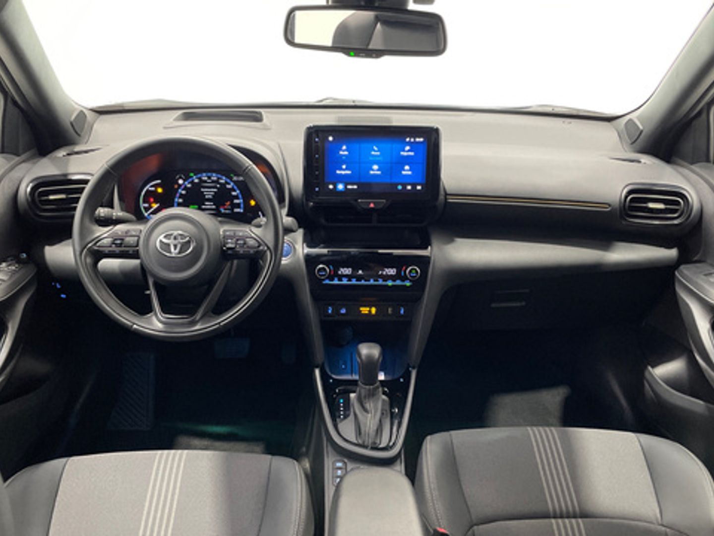 Toyota Yaris Cross 120H Adventure 85 kW (116 CV)