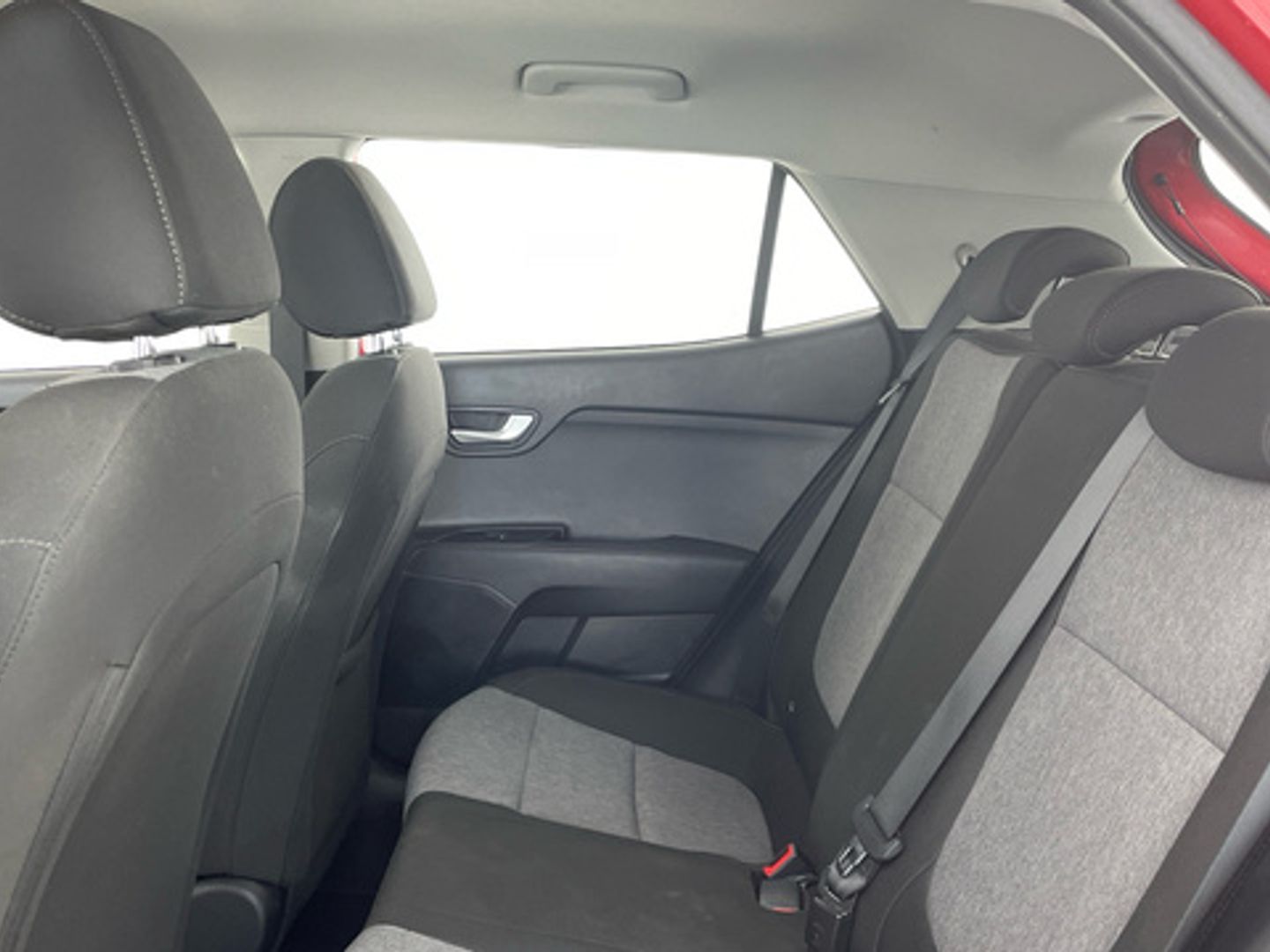 Kia Stonic 1.0 T-GDi MHEV iMT Concept 74 kW (100 CV)