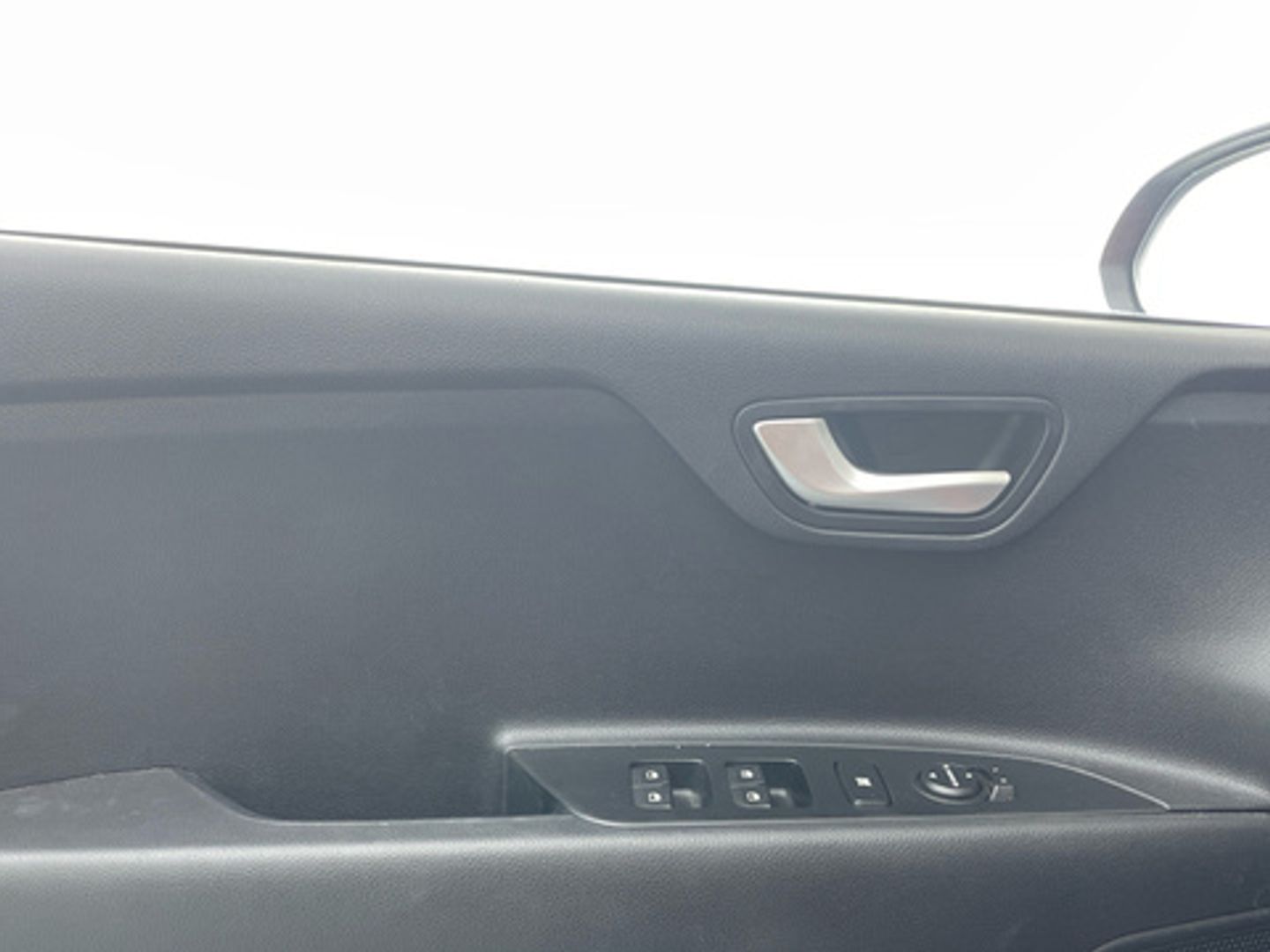 Kia Stonic 1.0 T-GDi MHEV iMT Concept 74 kW (100 CV)