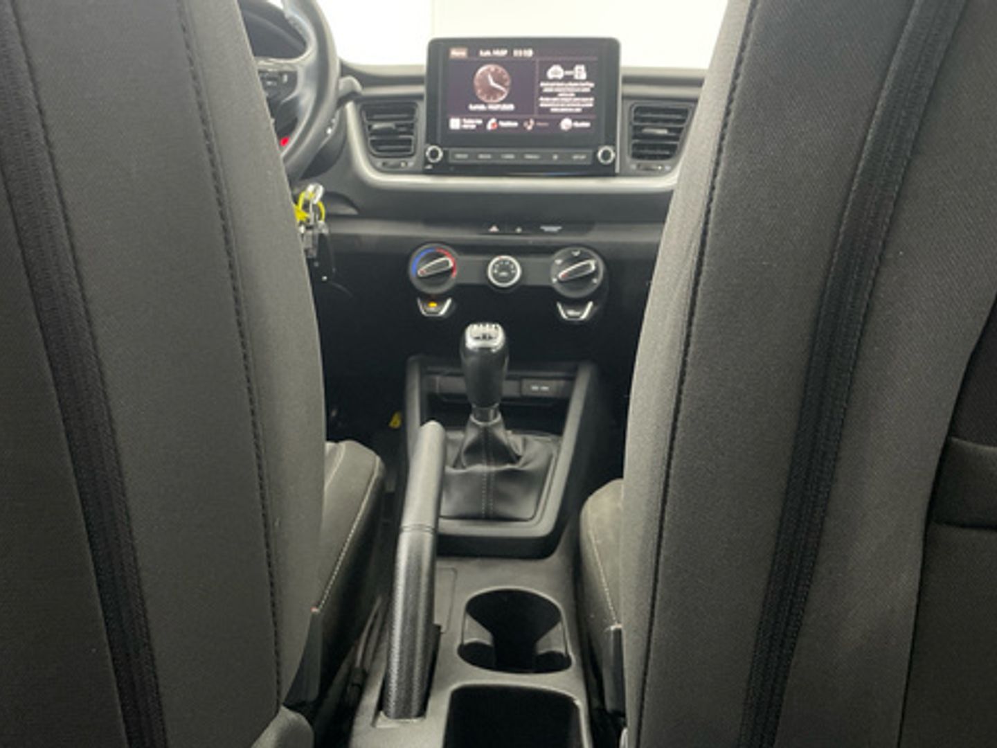 Kia Stonic 1.0 T-GDi MHEV iMT Concept 74 kW (100 CV)