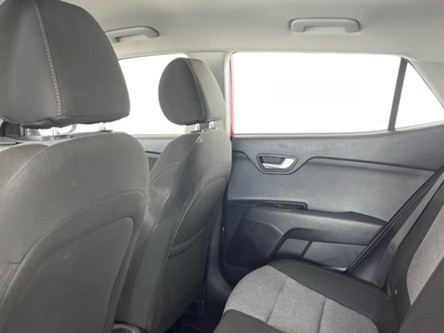 Kia Stonic 1.0 T-GDi MHEV iMT Concept 74 kW (100 CV)