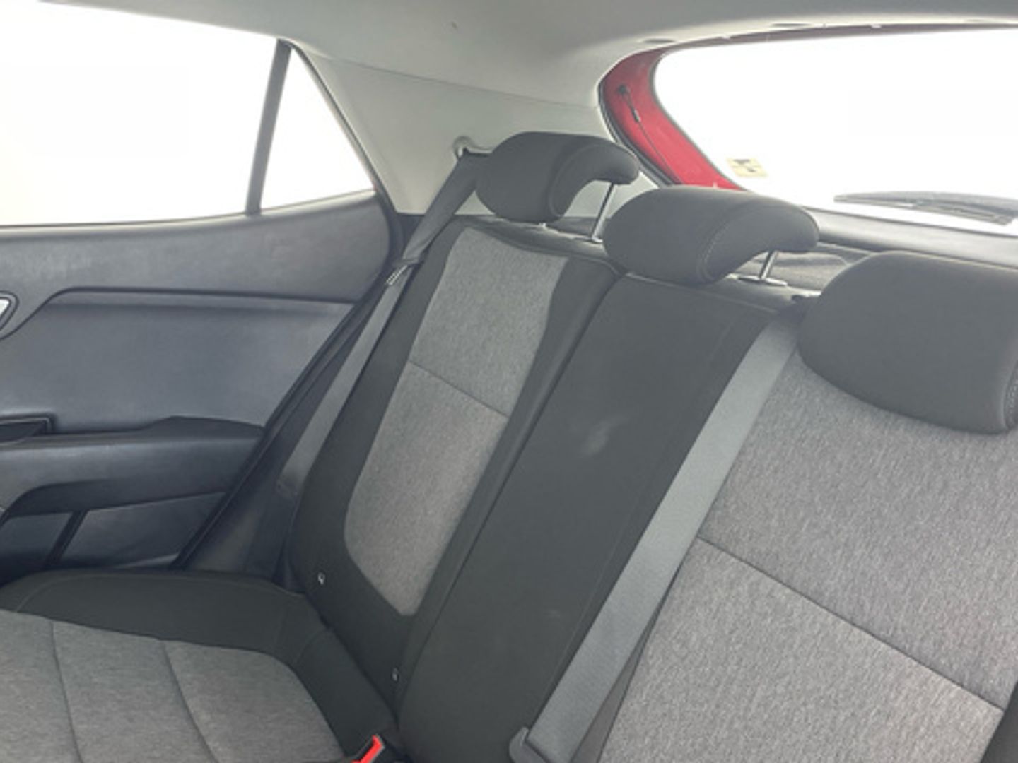 Kia Stonic 1.0 T-GDi MHEV iMT Concept 74 kW (100 CV)