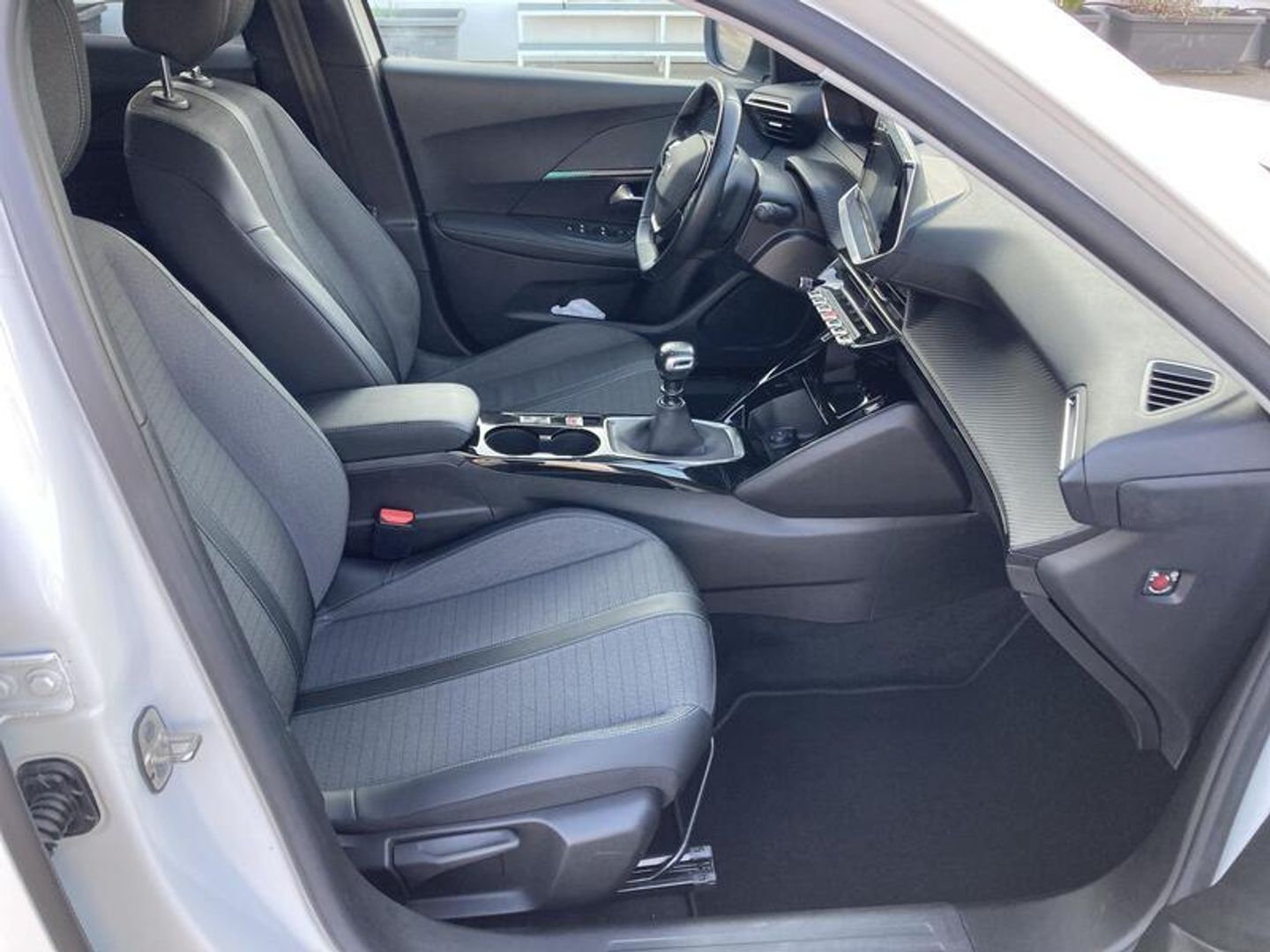 Peugeot 2008 BlueHDi 110 Allure Pack 81 kW (110 CV)