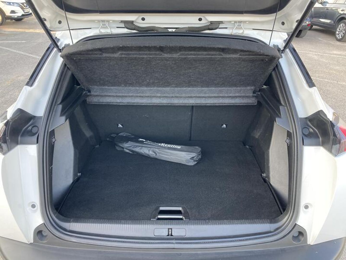 Peugeot 2008 BlueHDi 110 Allure Pack 81 kW (110 CV)