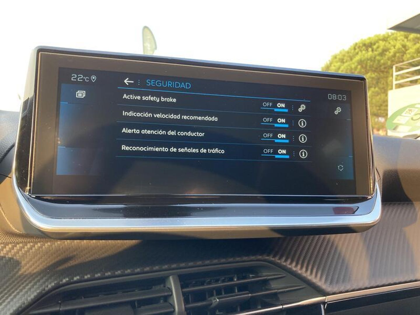 Peugeot 2008 PureTech 130 S&S Allure Pack EAT8 96 kW (130 CV)